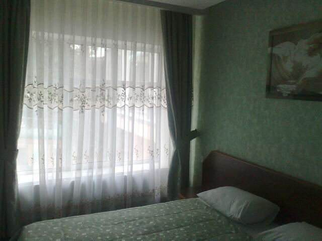 Titanik Hotel Баку Стая снимка